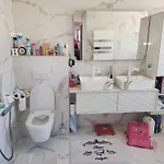Avec Piscine Jacuzzi Et Sauna Вилла *