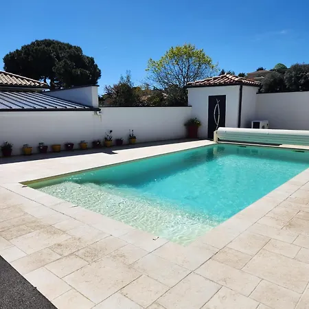 Avec Piscine Jacuzzi Et Sauna Villa Saint-André-de-Cubzac