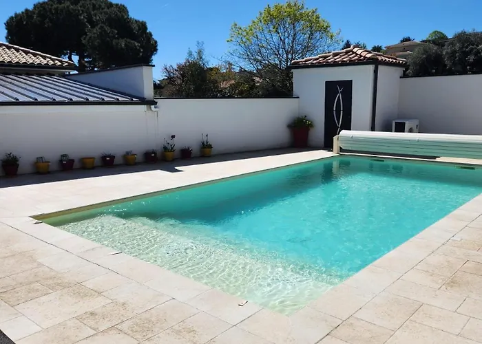 Avec Piscine Jacuzzi Et Sauna Villa Saint-André-de-Cubzac